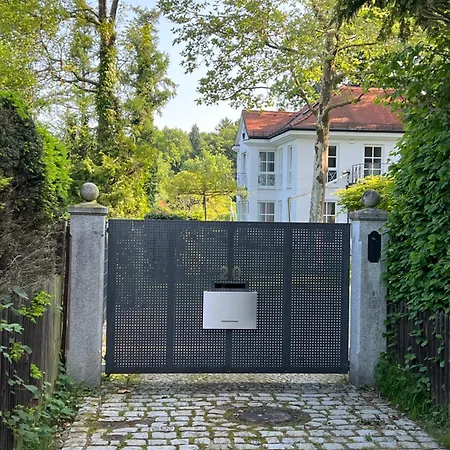 Herrenhaus - Starnberger - Ammerland 1