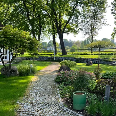 Herrenhaus - Starnberger - Ammerland 1 *